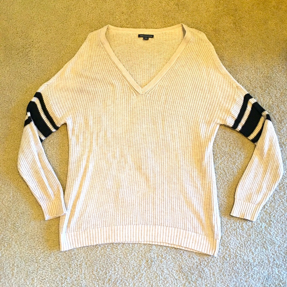 AEO sweater